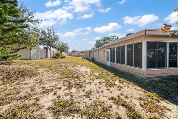 $1,995 | 3954 Sailmaker Lane, Holiday, FL 34691