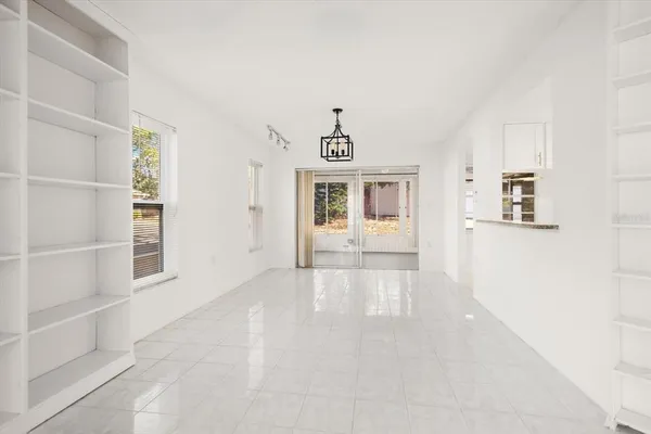 $1,995 | 3954 Sailmaker Lane, Holiday, FL 34691