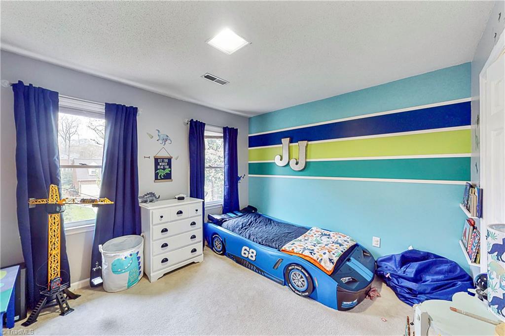 5202 Candlewick Road Greensboro, NC 27455 - Photo 26 of 31 Gallery Image 26
