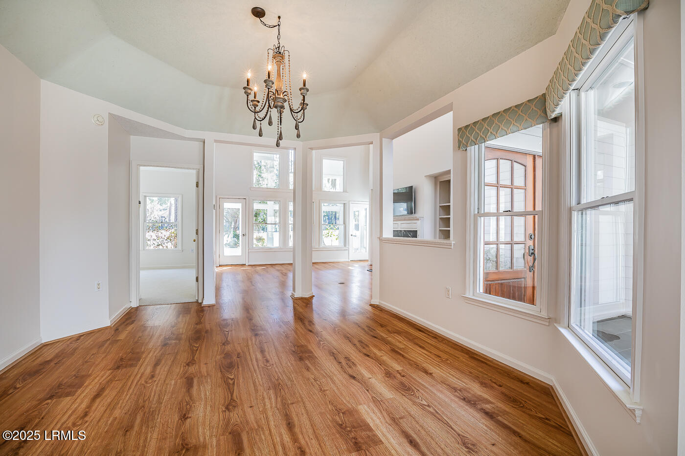 23 South Boone Road St. Helena Island, SC 29920 - Photo 11 of 58 Dining