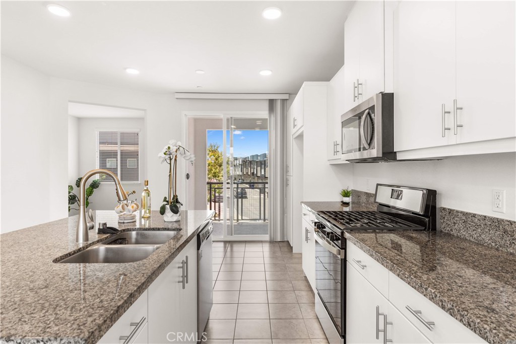 7799 Paxton Place Rancho Cucamonga, CA 91730 - Photo 6 of 26