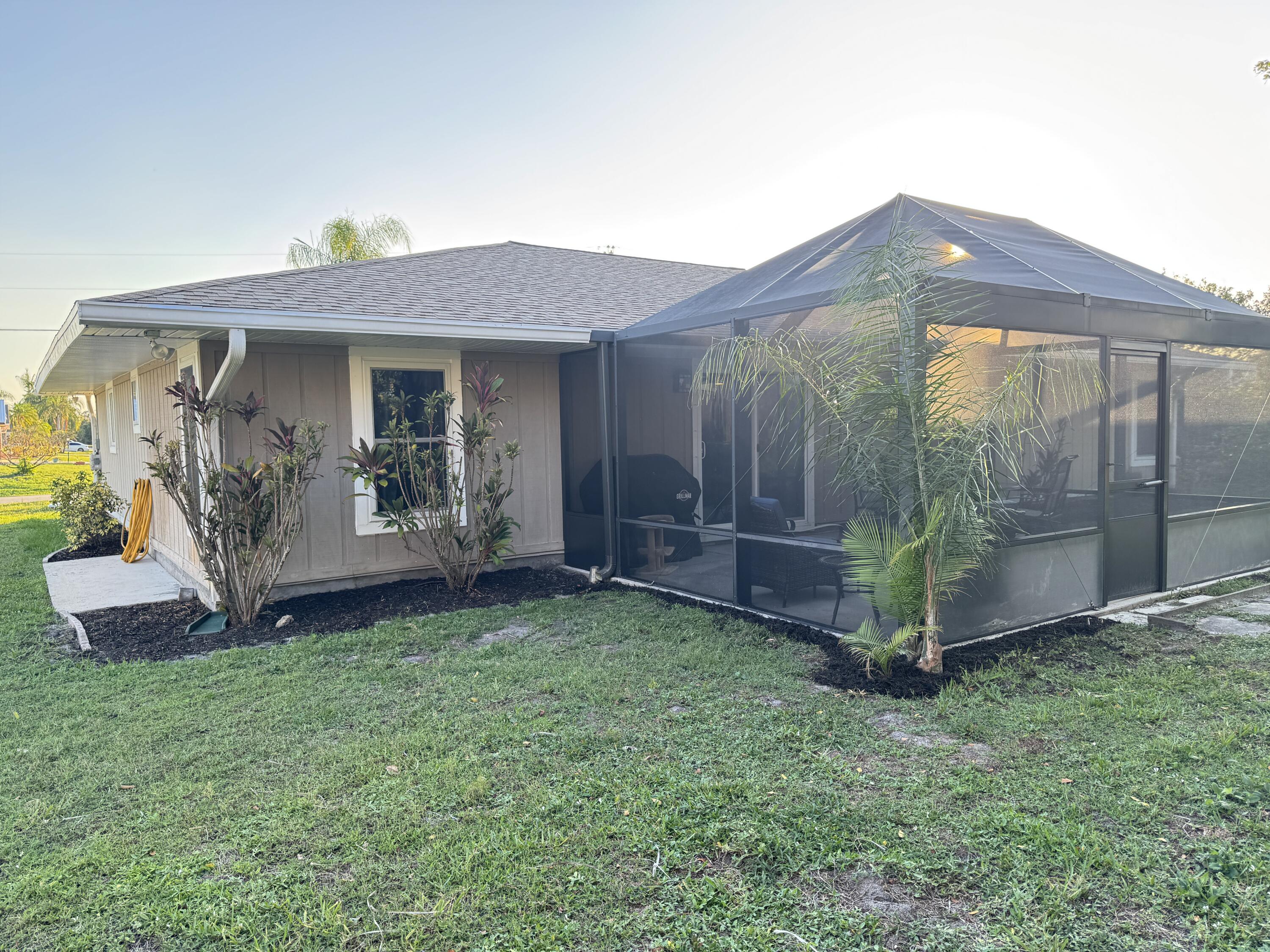 1479 Southeast Pitcher Road Port St. Lucie, FL 34952 - Photo 9 of 29 IMG_1803