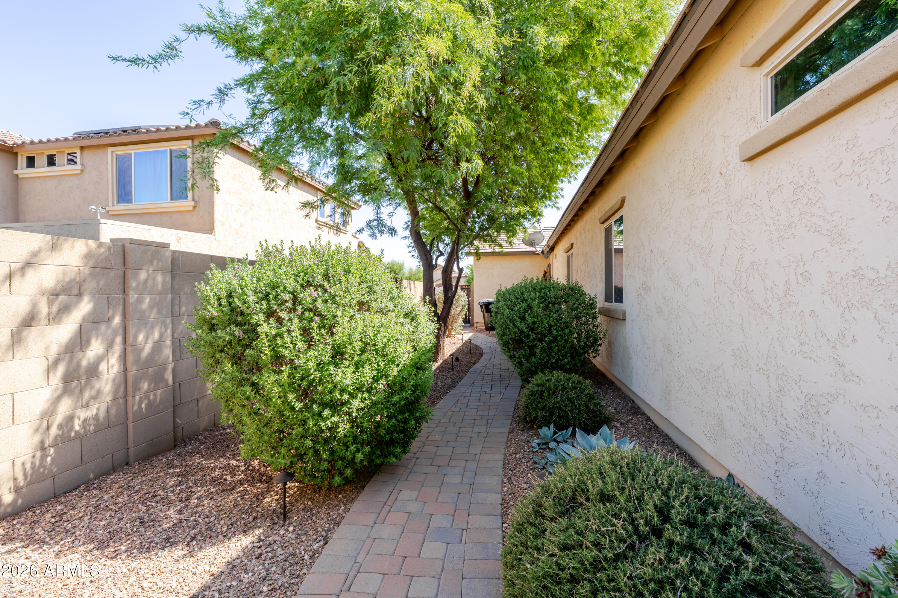 17484 West Bajada Road Surprise, AZ 85387 - Photo 24 of 31 Bajada00039