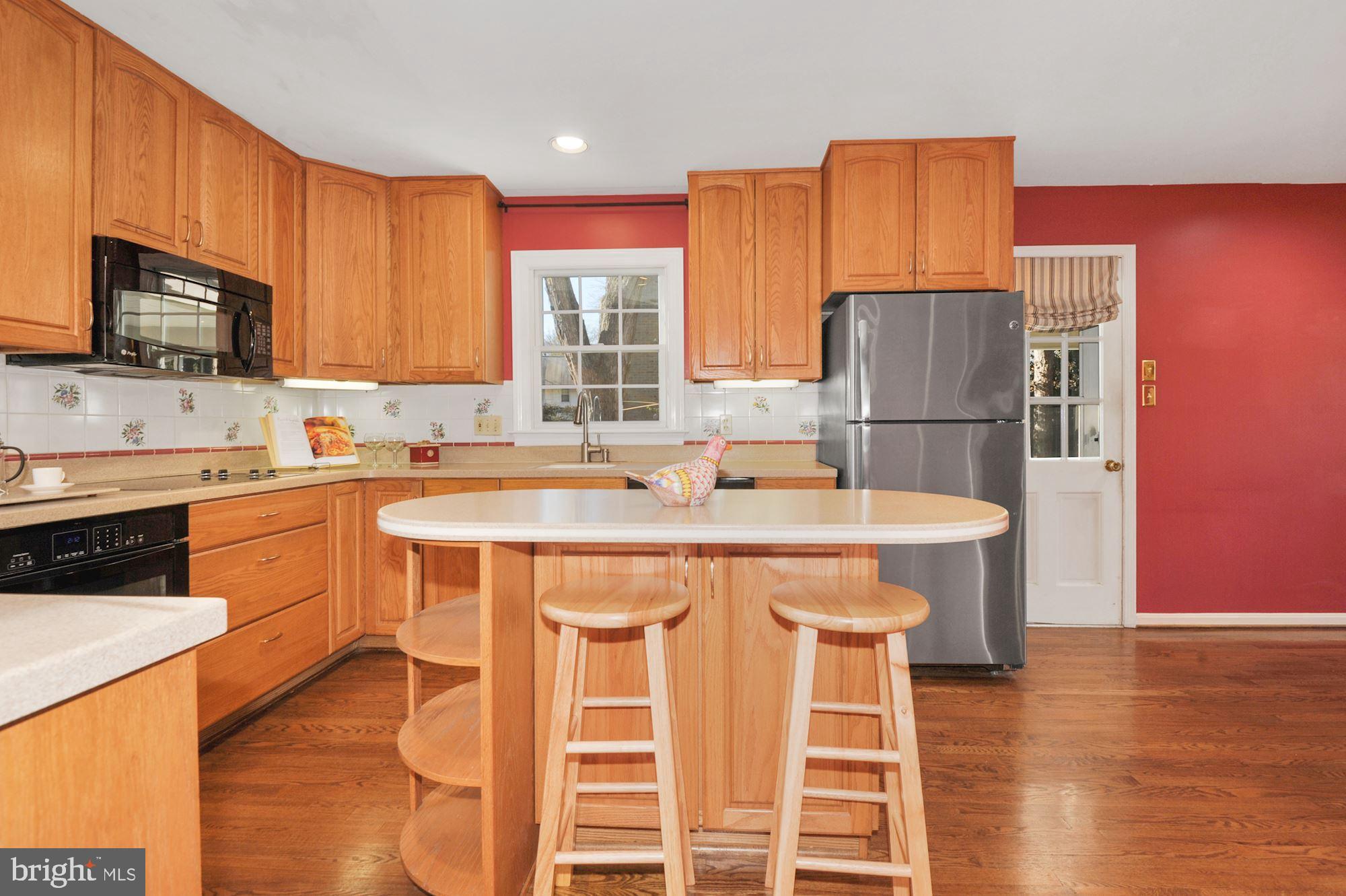 2101 Old Stage Road Alexandria, VA 22308 - Photo 16 of 45 Island in kitchen