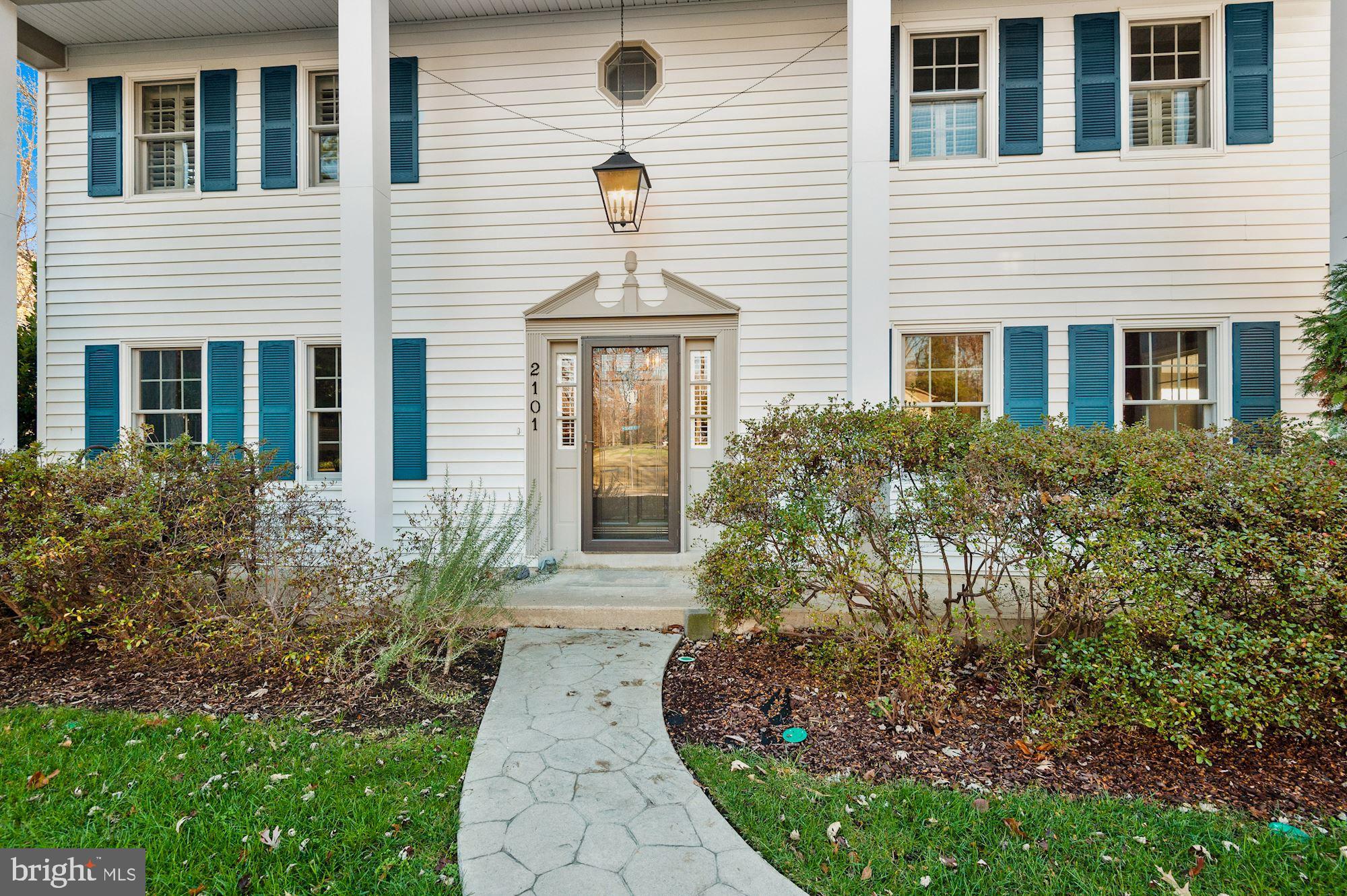 2101 Old Stage Road Alexandria, VA 22308 - Photo 3 of 45 Gracious pillared front patio