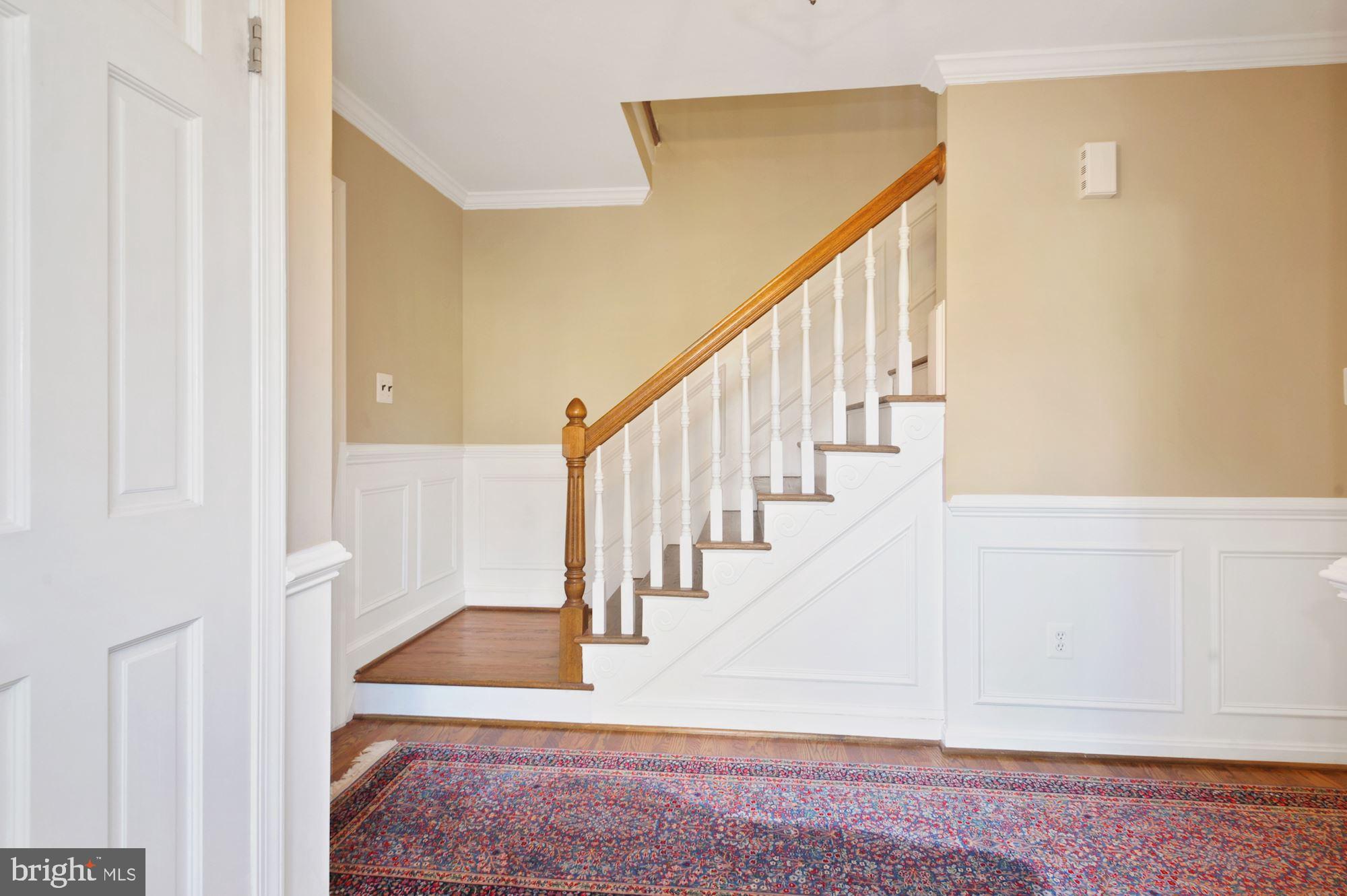 2101 Old Stage Road Alexandria, VA 22308 - Photo 6 of 45 Gracious foyer