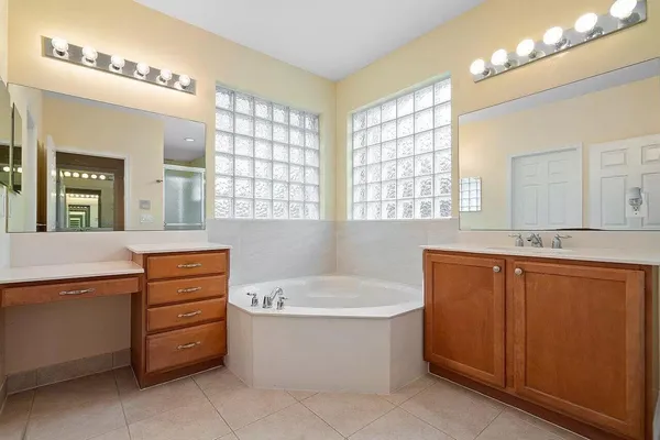 $4,000 | 1042 Grove Park Circle, Boynton Beach, FL 33436