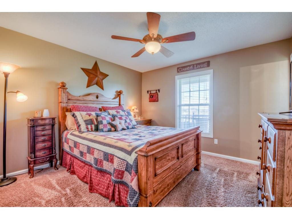 204 Maple Ridge Drive Jonesborough, TN 37659 - Photo 11 of 32 Photo 11