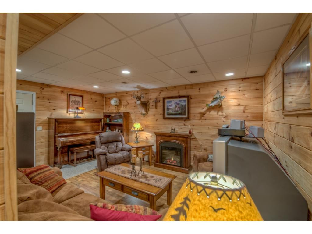204 Maple Ridge Drive Jonesborough, TN 37659 - Photo 19 of 32 Photo 19