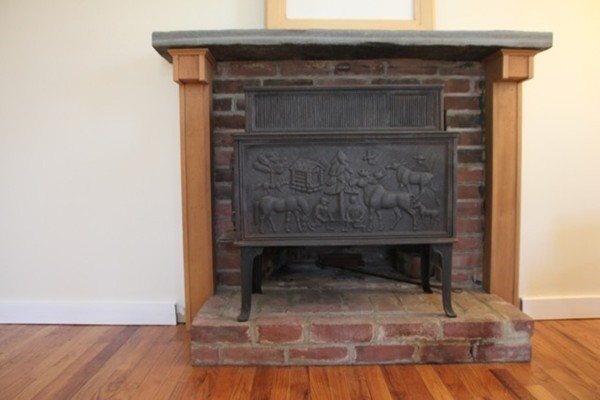 375 Pelham Road Amherst, MA 01002 - Photo 4 of 24