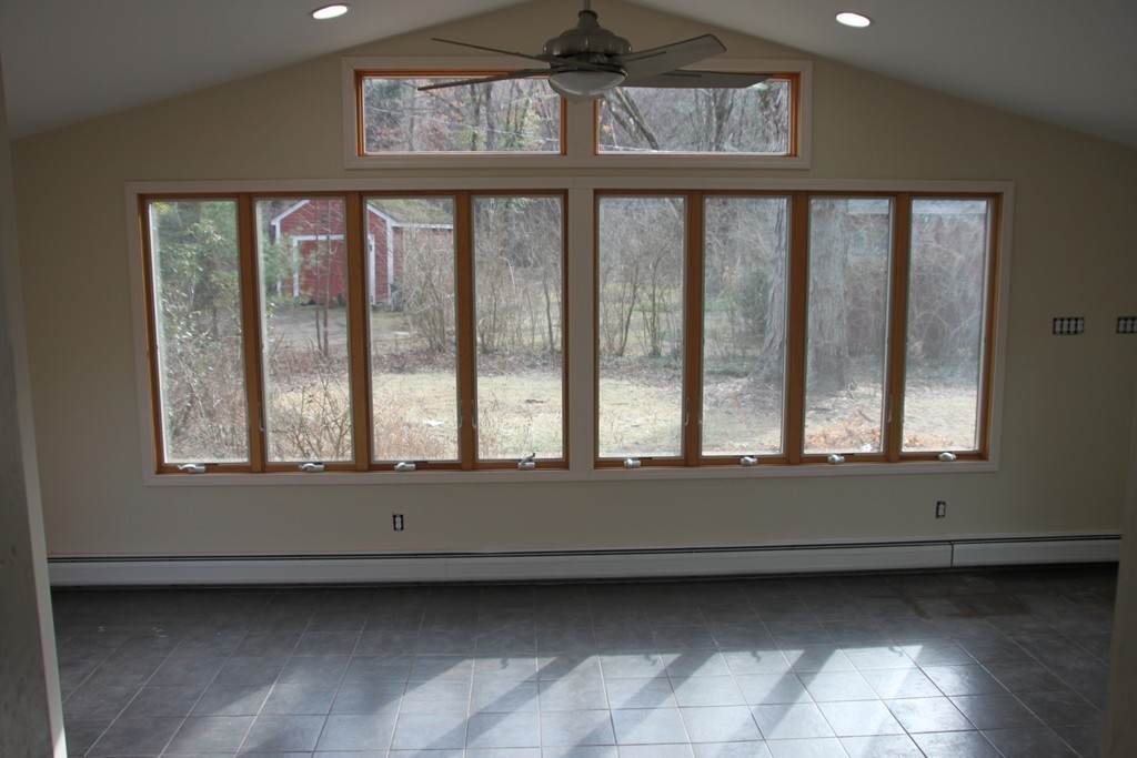 375 Pelham Road Amherst, MA 01002 - Photo 7 of 24