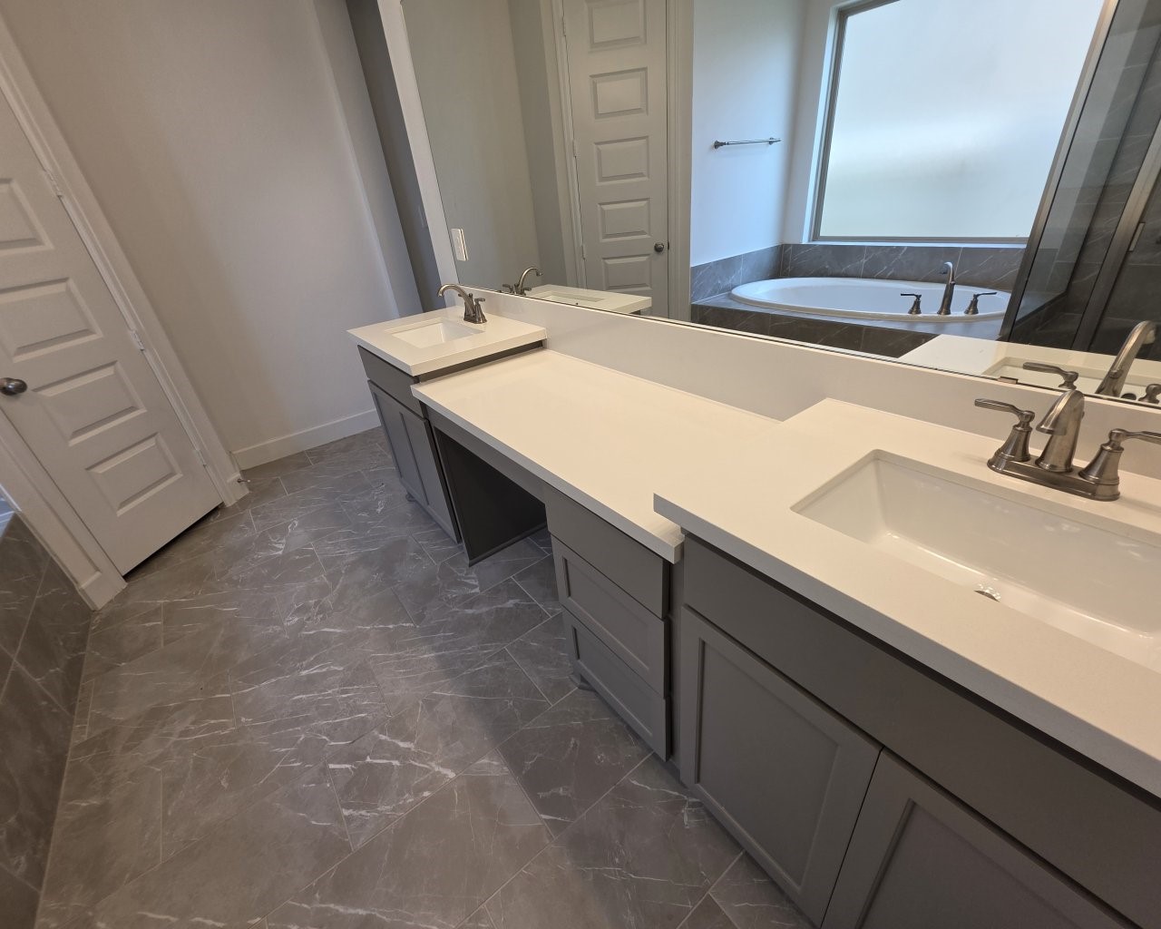 3015 Harbor Spring Way Manvel, TX 77578 - Photo 18 of 33 Dual wash basins