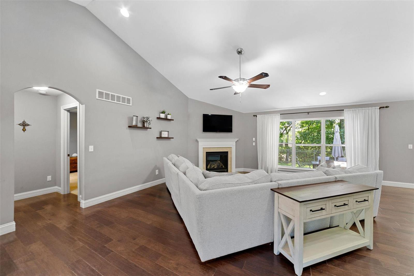 1226 Spring Lilly Drive High Ridge, MO 63049 - Photo 12 of 46