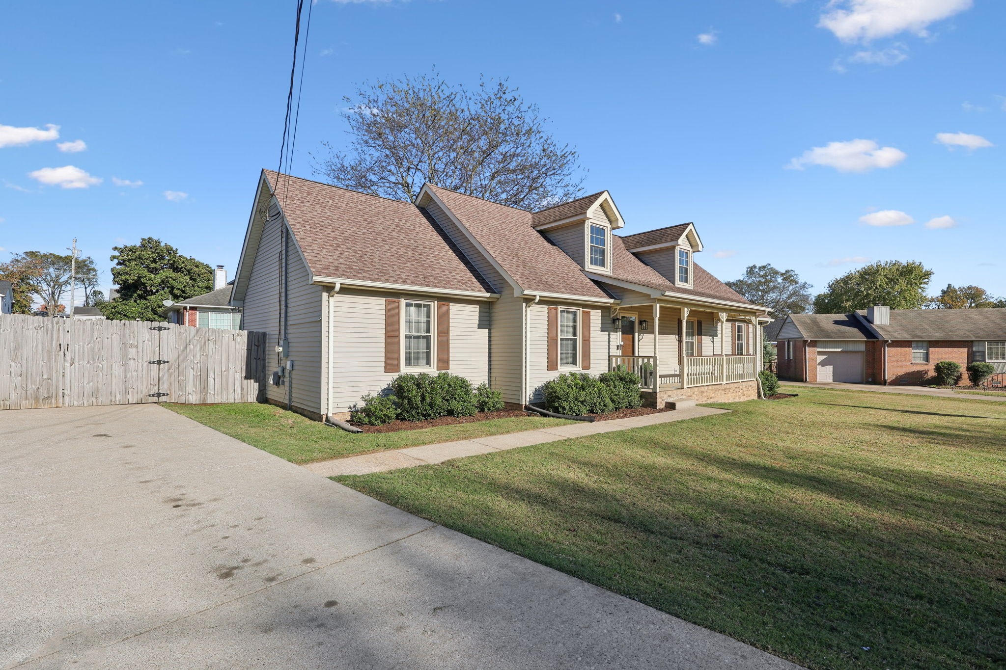 403 Acorn Court Smyrna, TN 37167 - Photo 3 of 34 a front view of a house with a yard