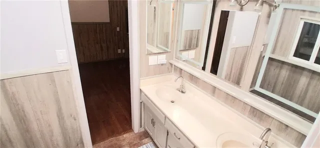 $354,900 | 2615 Northeast Springbrook Street, Blue Springs, MO 64014