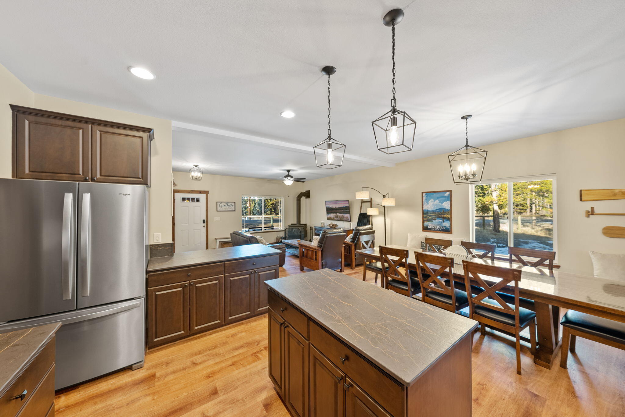 56058 Snow Goose Road Bend, OR 97707 - Photo 12 of 40
