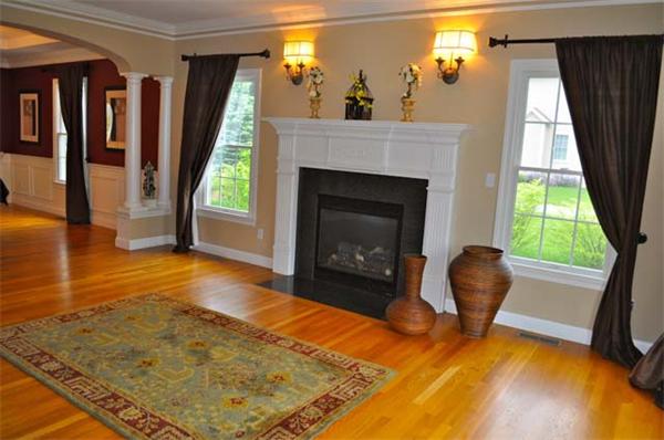 54 Thistle Road North Andover, MA 01845 - Photo 12 of 25 Gallery Image 12