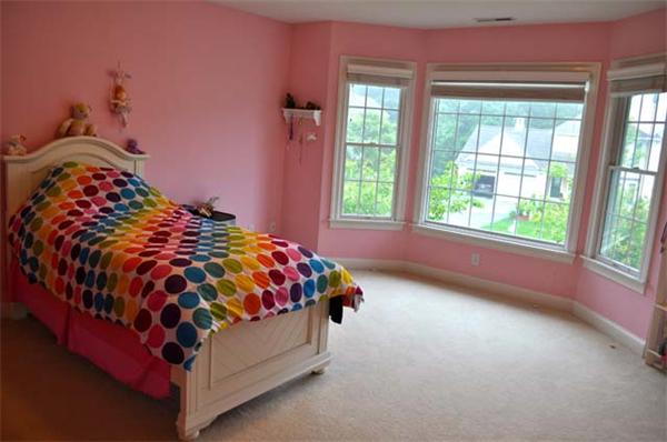 54 Thistle Road North Andover, MA 01845 - Photo 18 of 25 Gallery Image 18