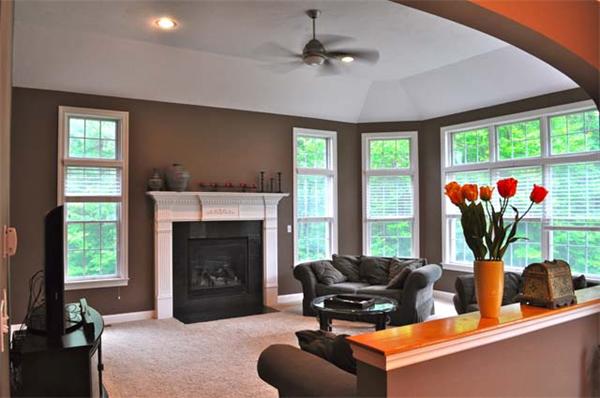 54 Thistle Road North Andover, MA 01845 - Photo 5 of 25 Gallery Image 5