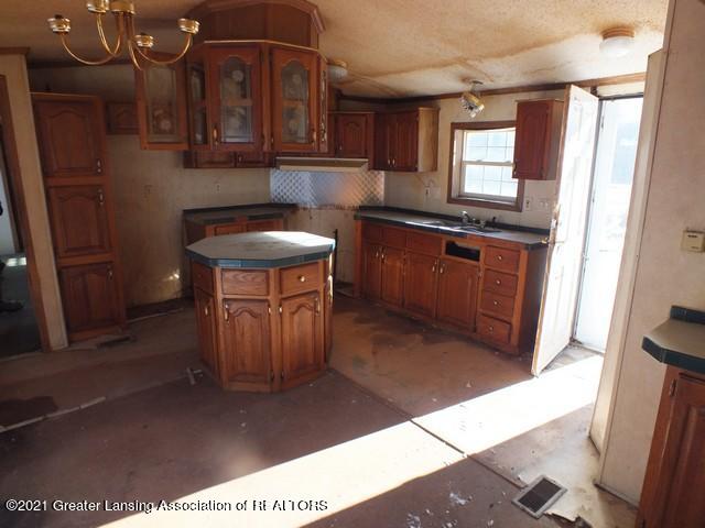 1237 Millbrook Road Blanchard, MI 49310 - Photo 6 of 17 DSCF2718