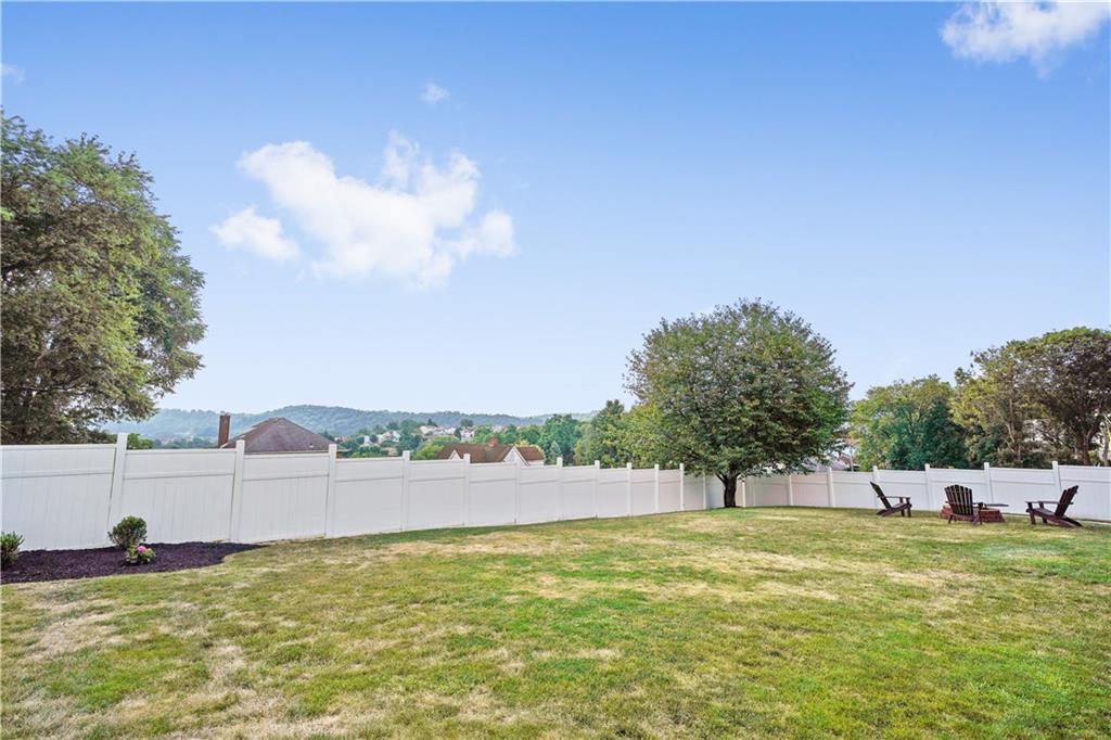 364 Ridge Avenue Canonsburg, PA 15317 - Photo 22 of 25 The fenced in back yard!