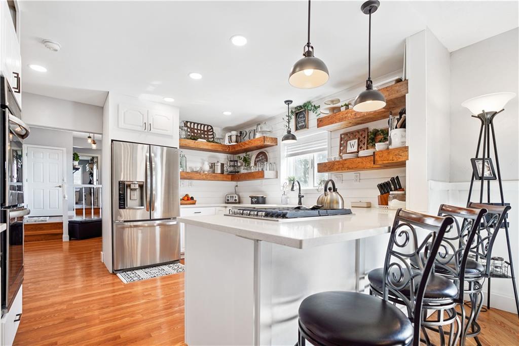 364 Ridge Avenue Canonsburg, PA 15317 - Photo 9 of 25 Isn't this gorgeous!!! So nice and bright and so welcoming!