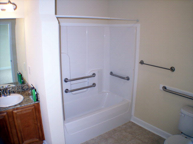 26678 Canal Road, Unit 7 Orange Beach, AL 36561 - Photo 4 of 7 Master Bathroom