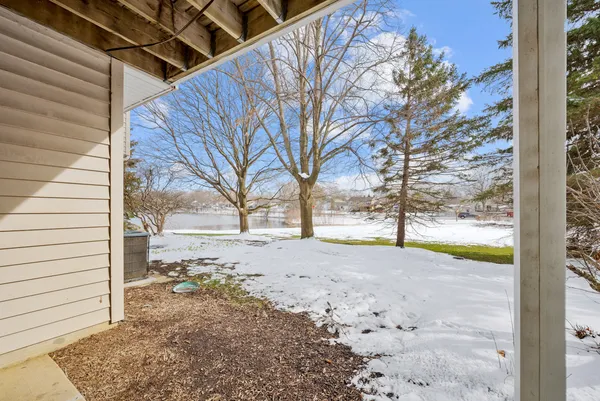 $1,650 | 21 North Park Boulevard, Unit B, Streamwood, IL 60107