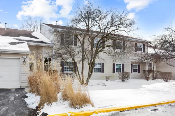 $1,650 | 21 North Park Boulevard, Unit B, Streamwood, IL 60107