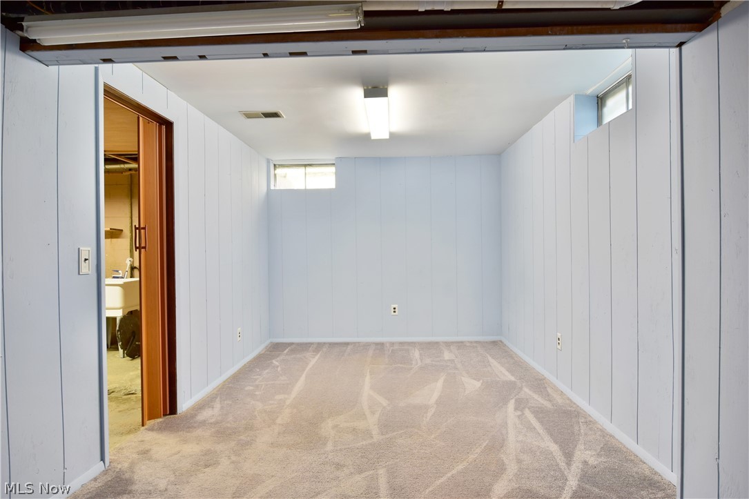 6313 Phillips Rice Road Cortland, OH 44410 - Photo 30 of 35 Gallery Image 30
