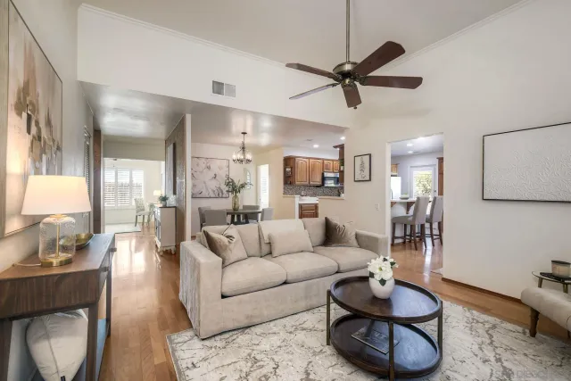 $1,089,000 | 12960 Calle De Las Rosas, San Diego, CA 92129