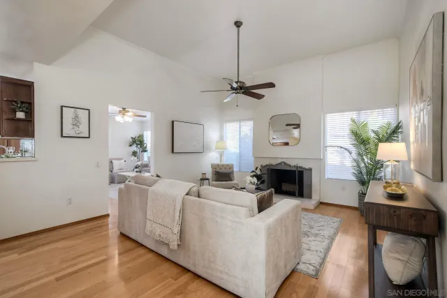 $1,089,000 | 12960 Calle De Las Rosas, San Diego, CA 92129