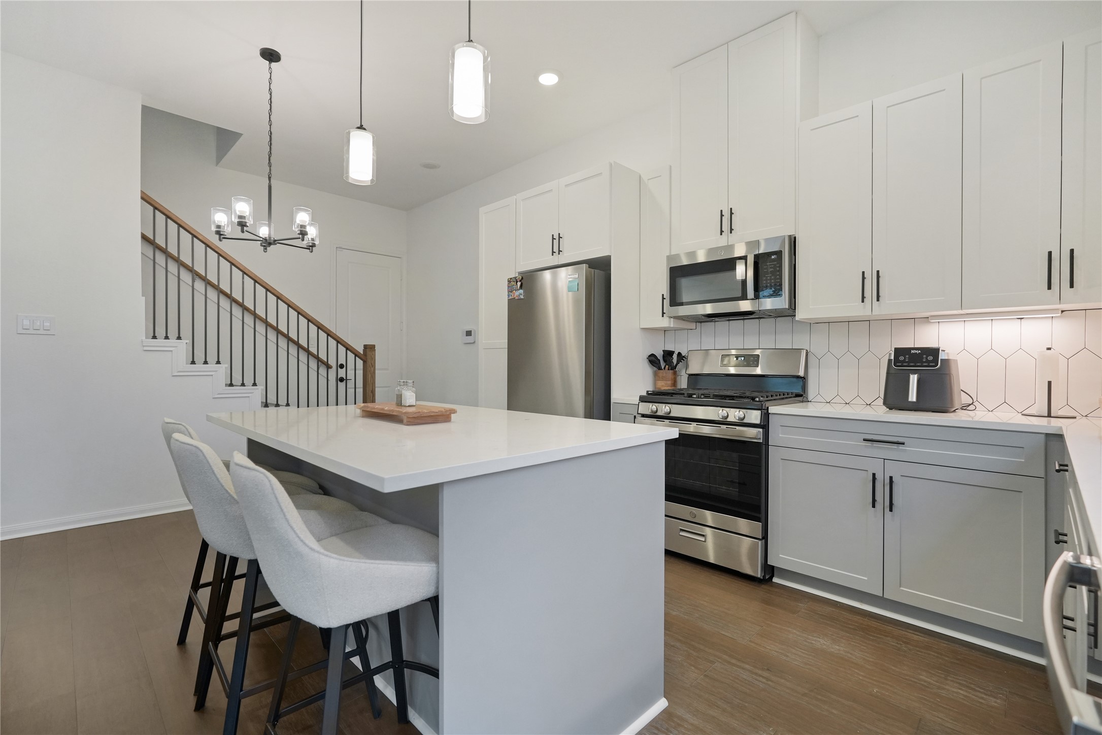 9902 Clark Road, Unit F Houston, TX 77076 - Photo 6 of 15