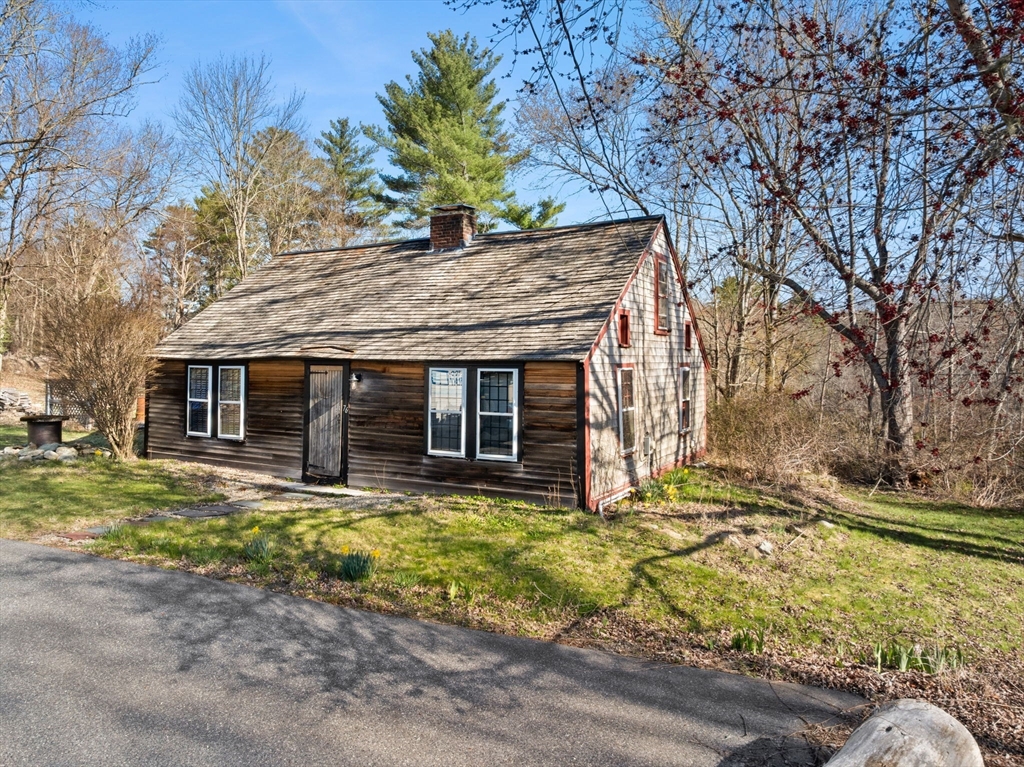 76 Parsonage Road Plympton, MA 02367 - Photo 2 of 31