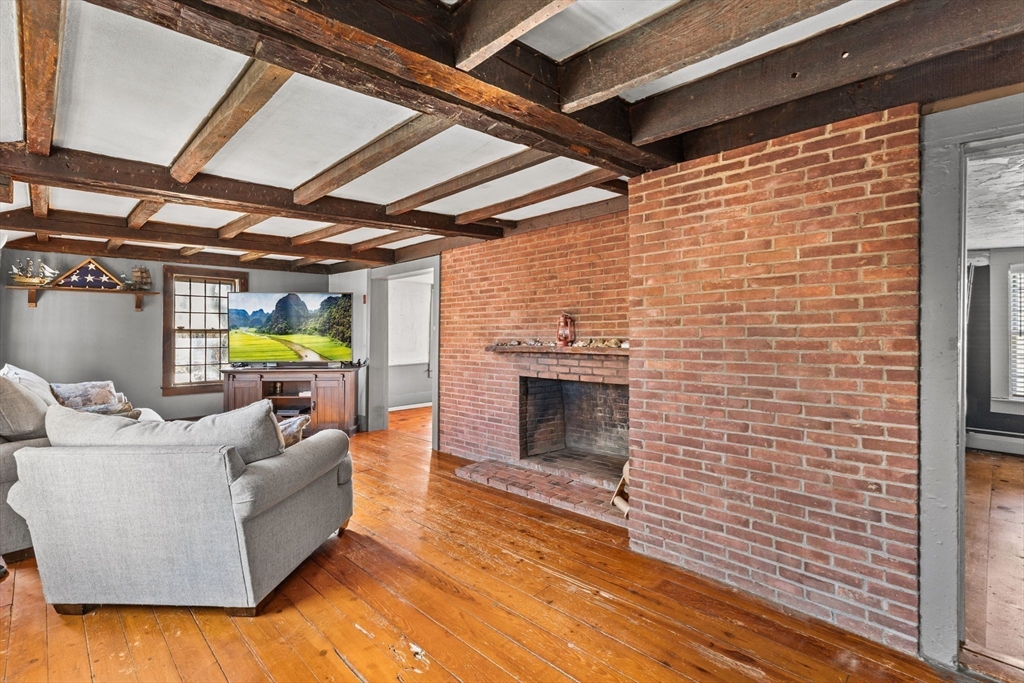 76 Parsonage Road Plympton, MA 02367 - Photo 6 of 31