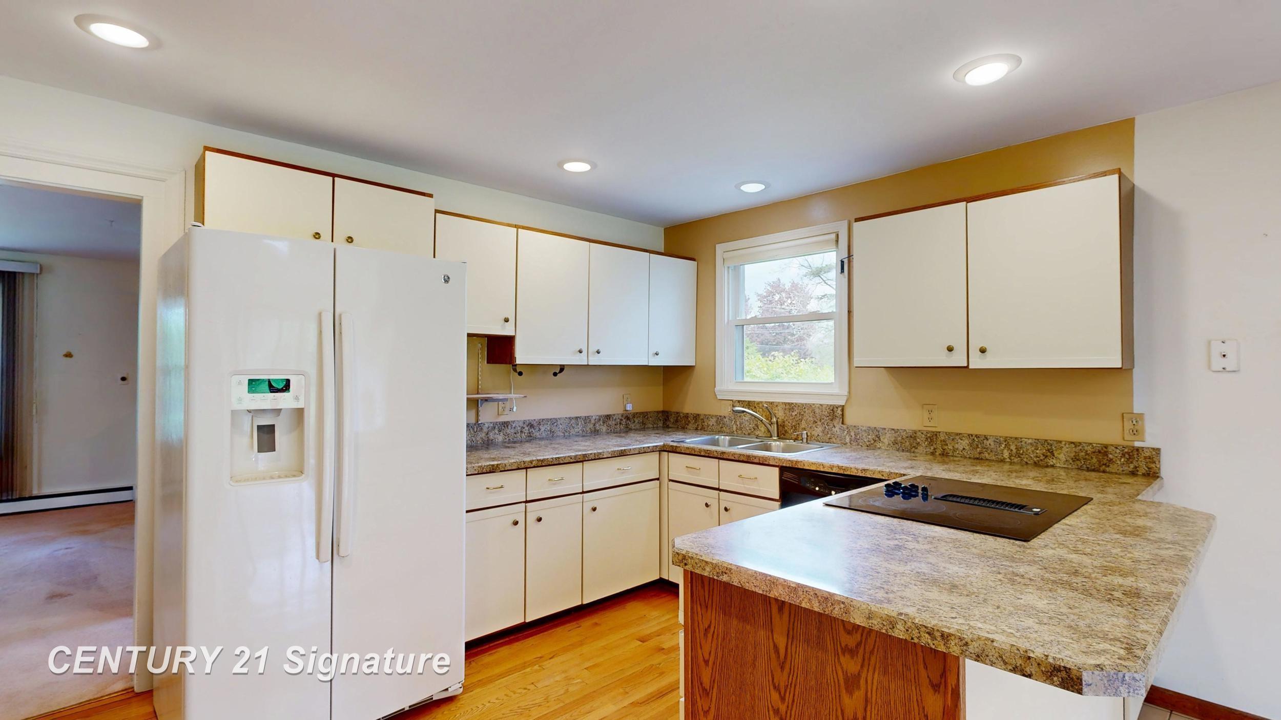 5501 Calkins Road Flint, MI 48532 - Photo 5 of 33