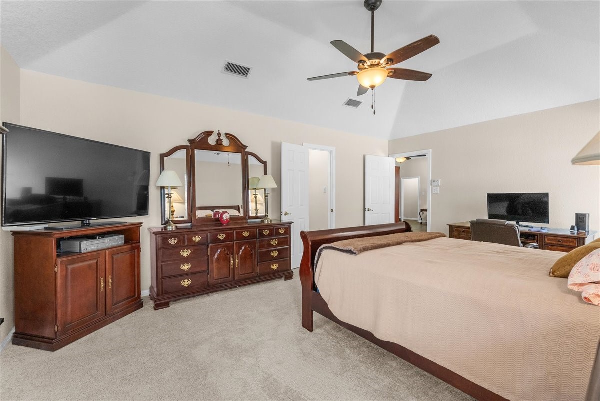 5255 Beaver Road Santa Fe, TX 77517 - Photo 17 of 46 Spacious Master bedroom with new carpet & paint