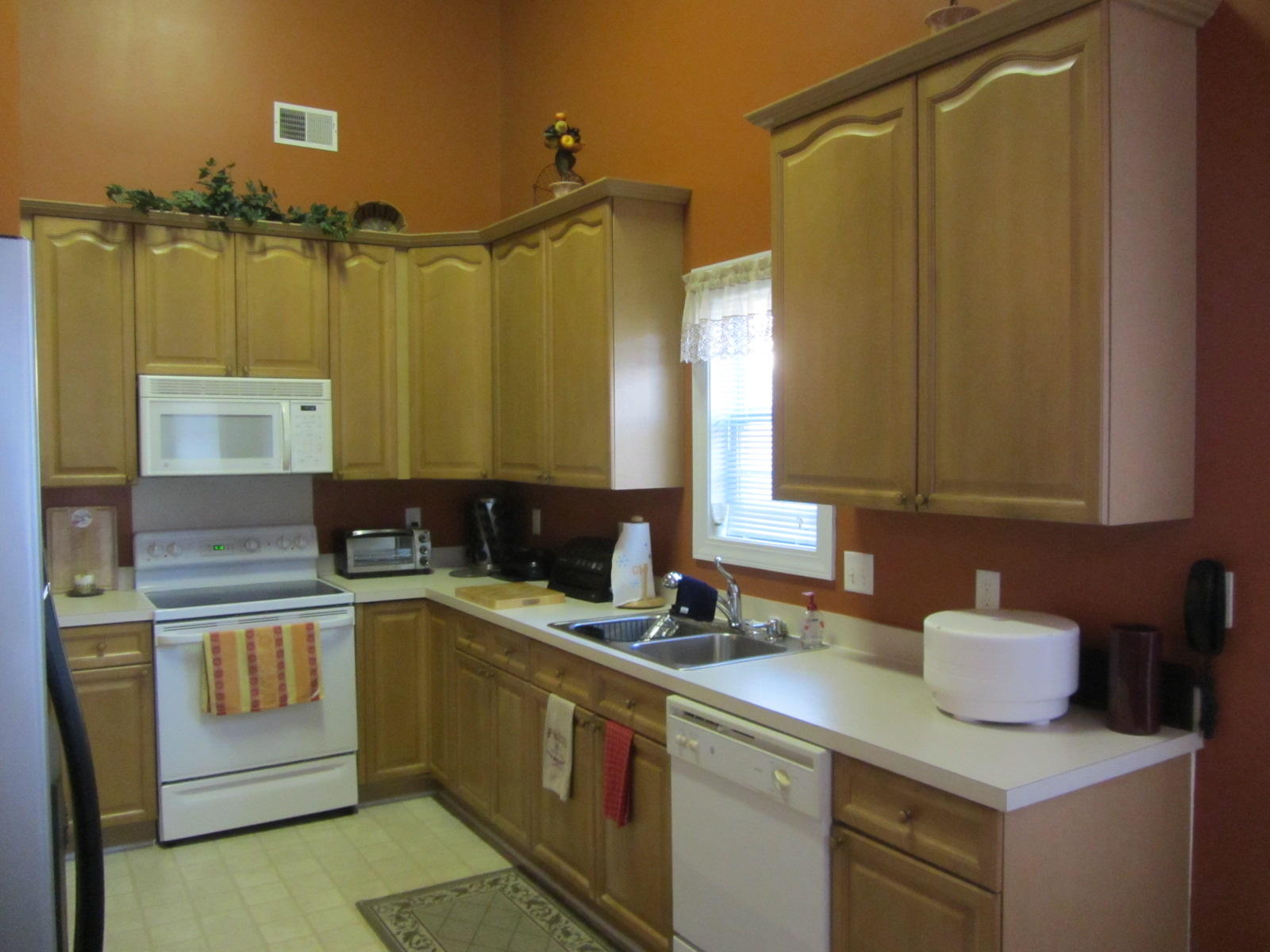 9243 Creedmore Road Summerville, SC 29485 - Photo 5 of 28 IMG_2186