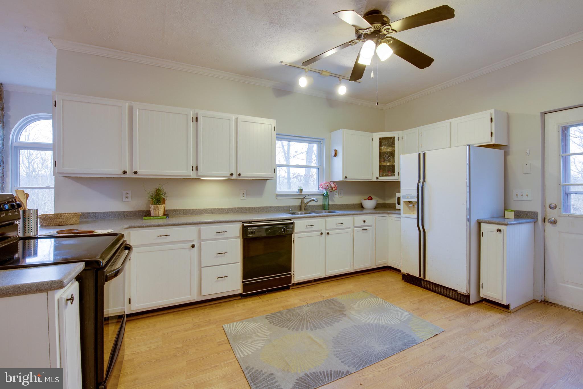 7729 Fairplay Road Boonsboro, MD 21713 - Photo 9 of 31 Gallery Image 9