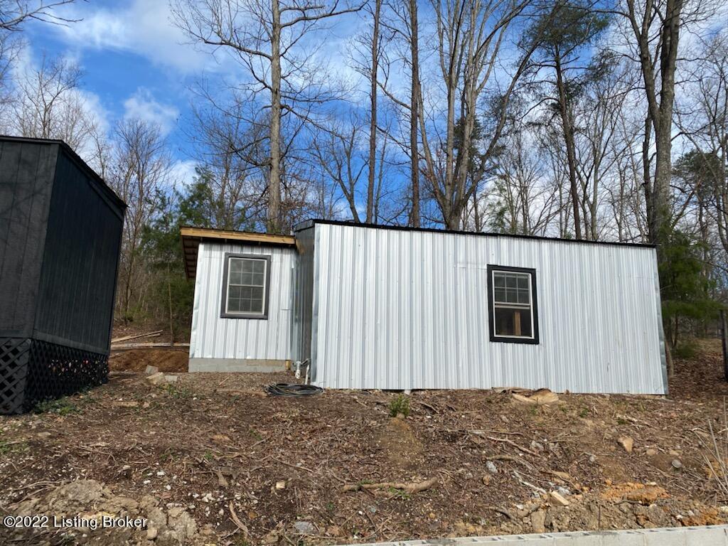 177 Coral Ridge Road Shepherdsville, KY 40165 - Photo 20 of 22 Garage