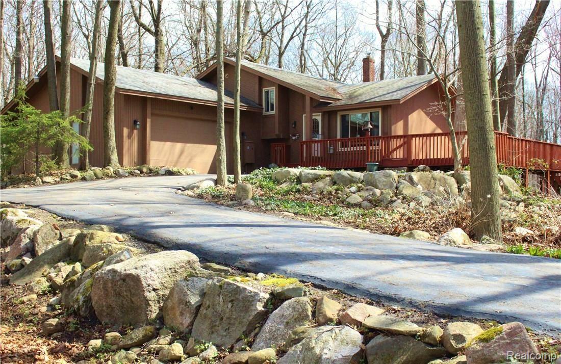 9970 Ellis Road Clarkston, MI 48348 - Photo 25 of 38 IMG_0768.JPG