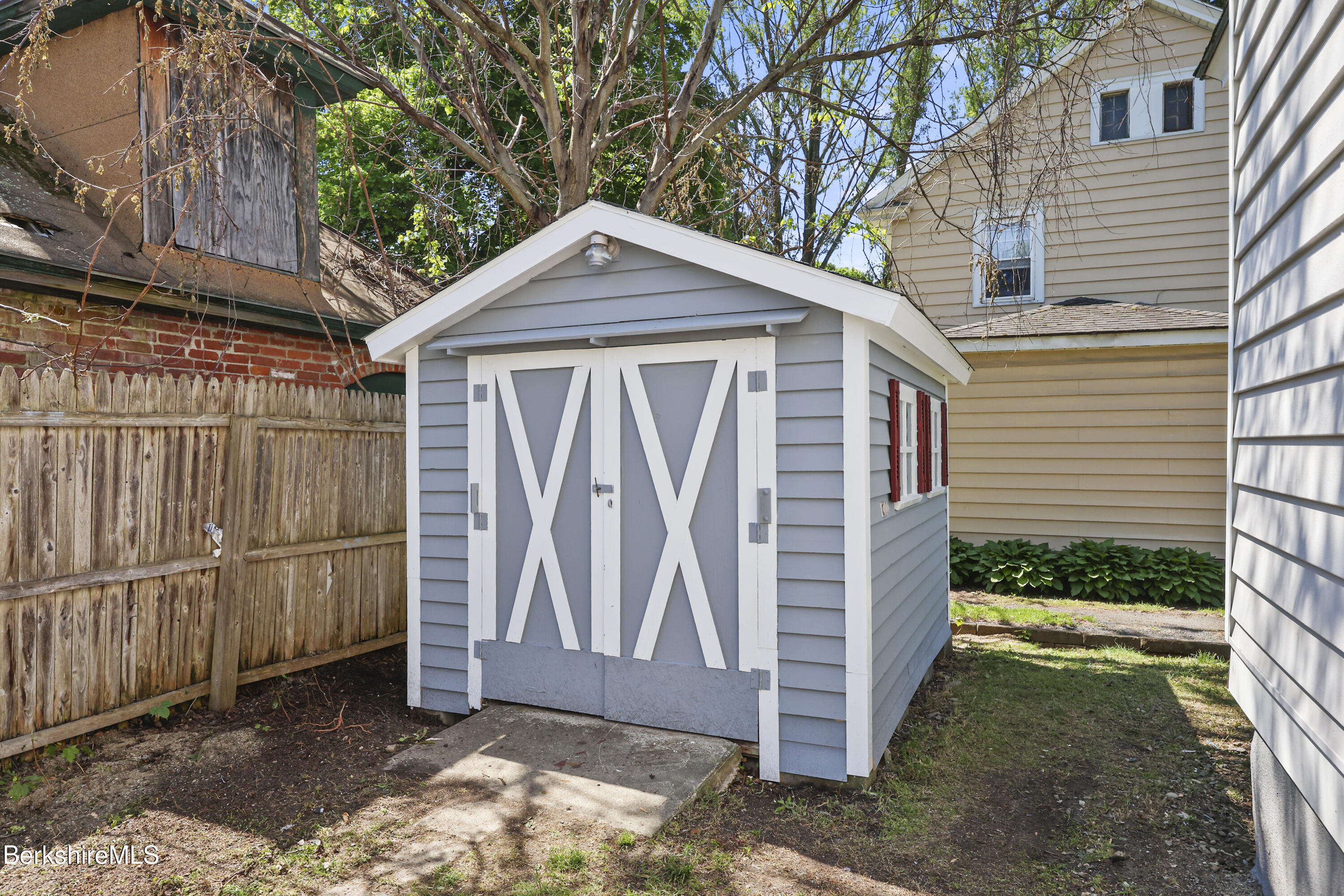 11 Merriam Street Pittsfield, MA 01201 - Photo 35 of 37 Shed