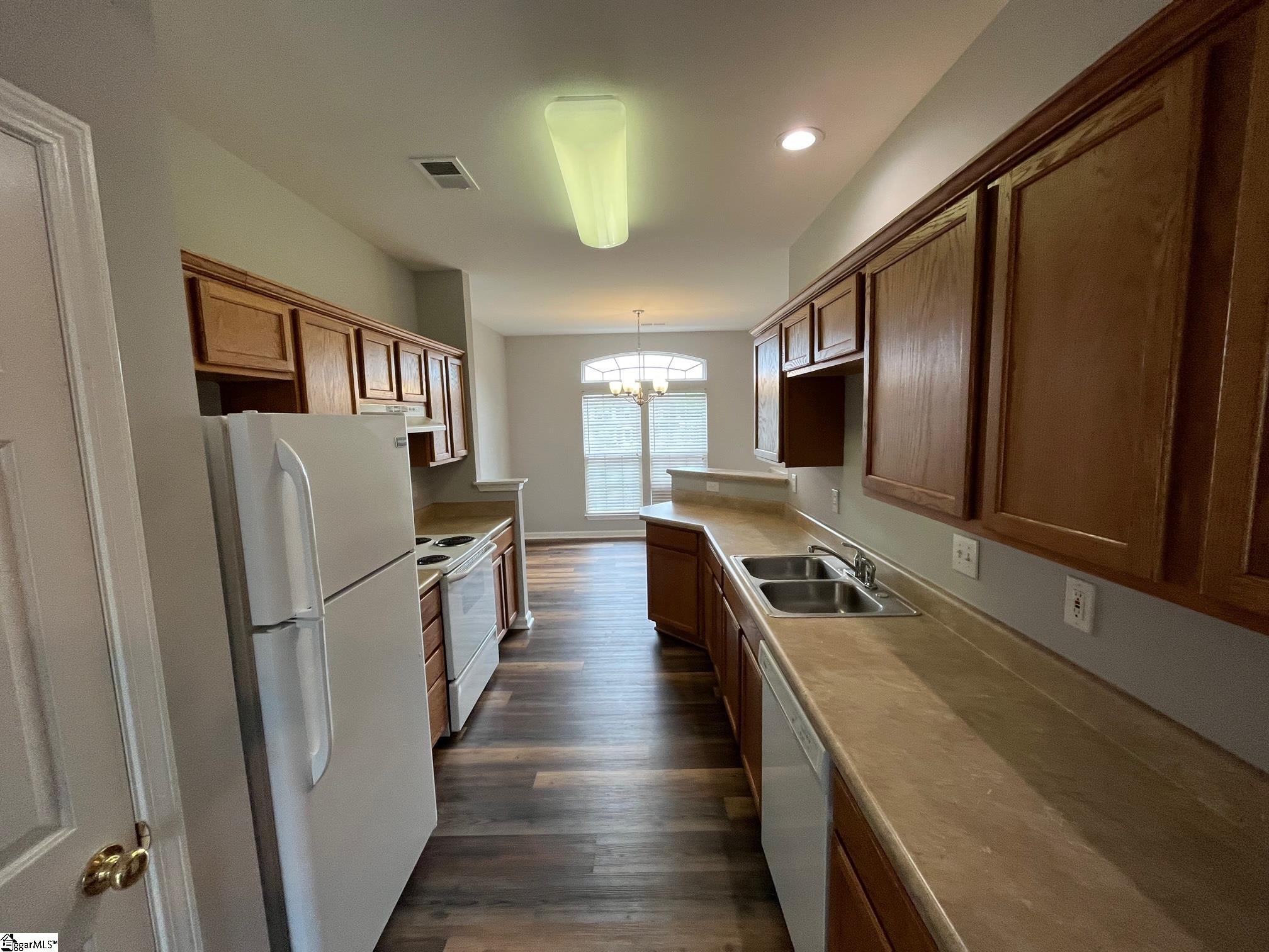 3 Spring Crossing Circle Greer, SC 29650 - Photo 6 of 19