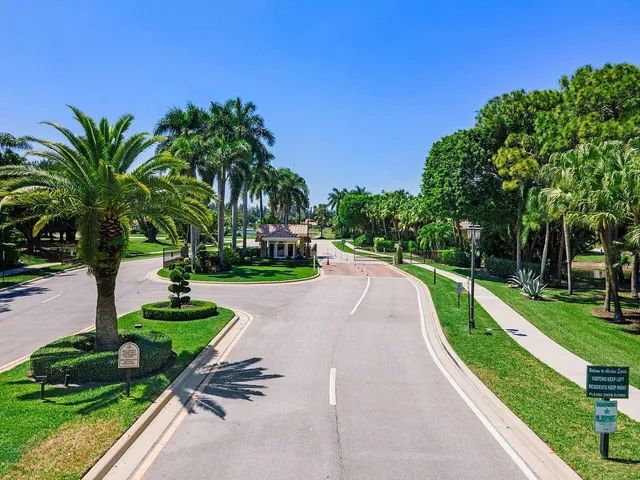 $499,989 | 6852 Bitterbush Place, Boynton Beach, FL 33472