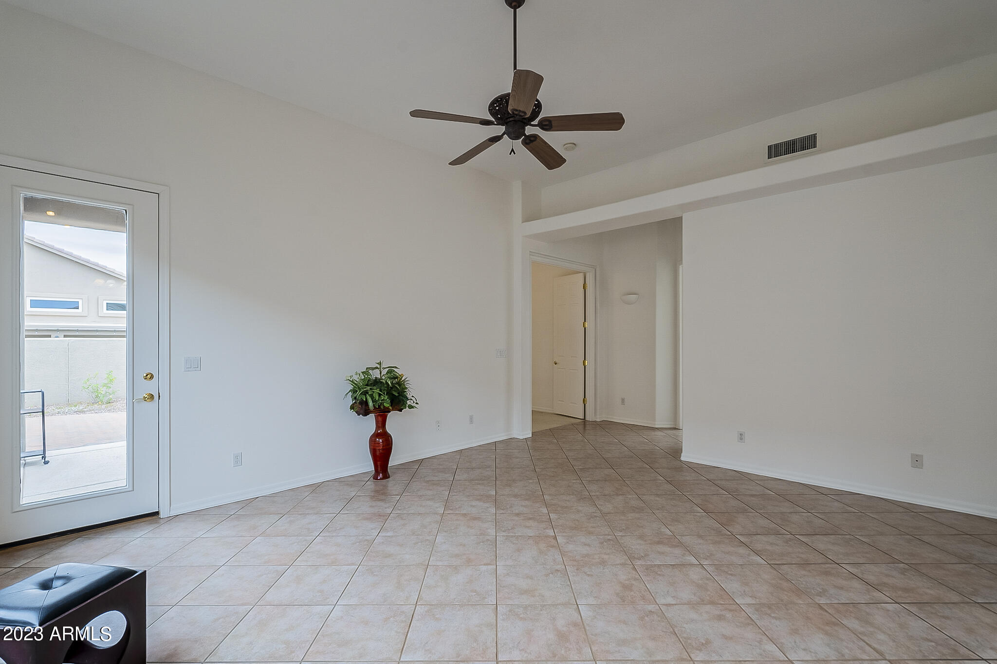 3163 East Amber Ridge Way Phoenix, AZ 85048 - Photo 12 of 47 Amber-11