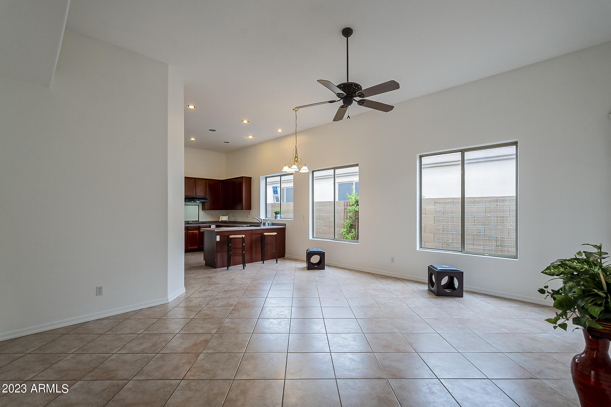 3163 East Amber Ridge Way Phoenix, AZ 85048 - Photo 15 of 47 Amber-14