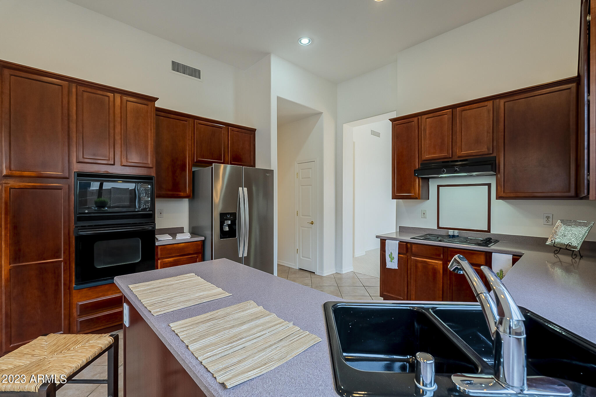 3163 East Amber Ridge Way Phoenix, AZ 85048 - Photo 21 of 47 Amber-18