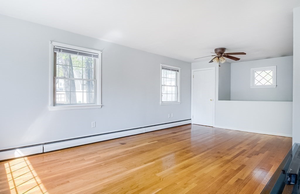 3 Cornhill Street Worcester, MA 01607 - Photo 8 of 26 Gallery Image 8