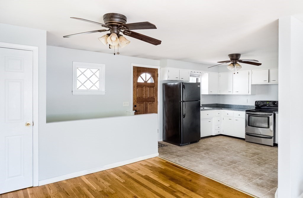 3 Cornhill Street Worcester, MA 01607 - Photo 9 of 26 Gallery Image 9