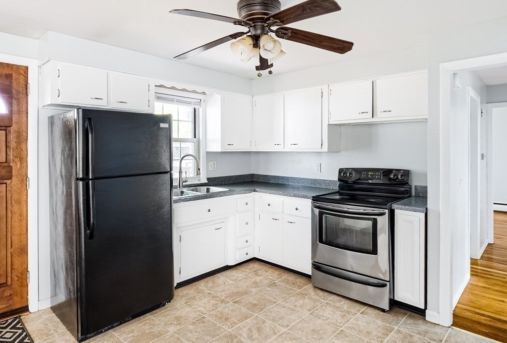 3 Cornhill Street Worcester, MA 01607 - Photo 10 of 26 Gallery Image 10